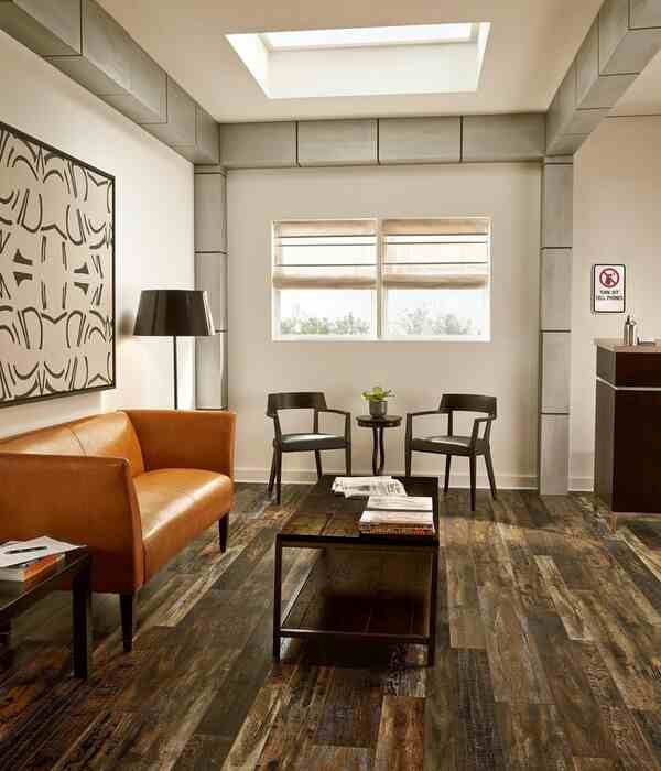 Laminate Flooring in Dubai