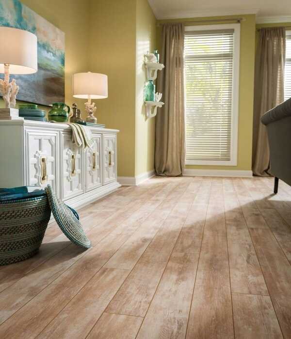 Laminate Flooring in Dubai