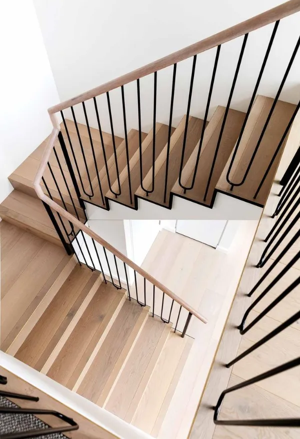 Stair skirting contractor Dubai